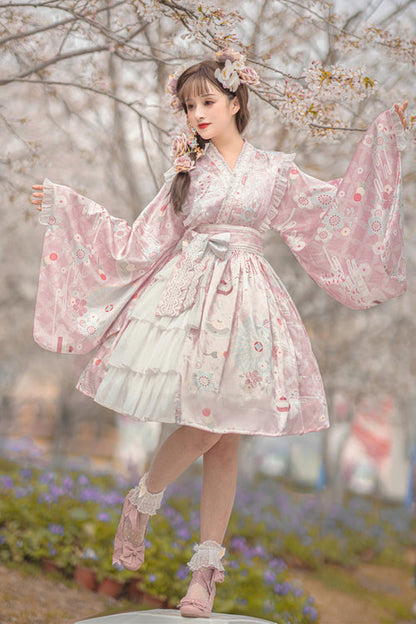 Subtly Elegant Dress with a Refined Vintage Look
