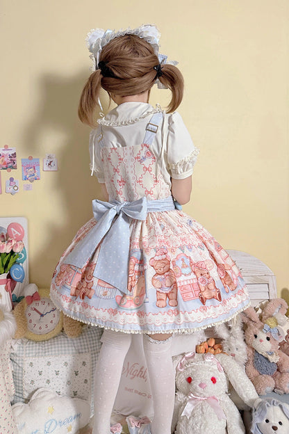 Finely Styled Dress with a Classic Vintage Look