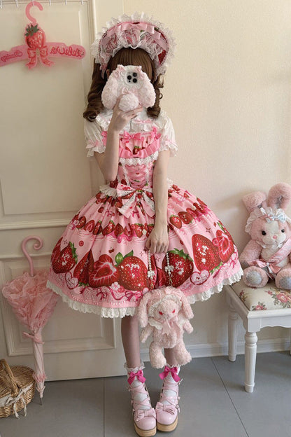 Finely Styled Dress with a Classic Vintage Look