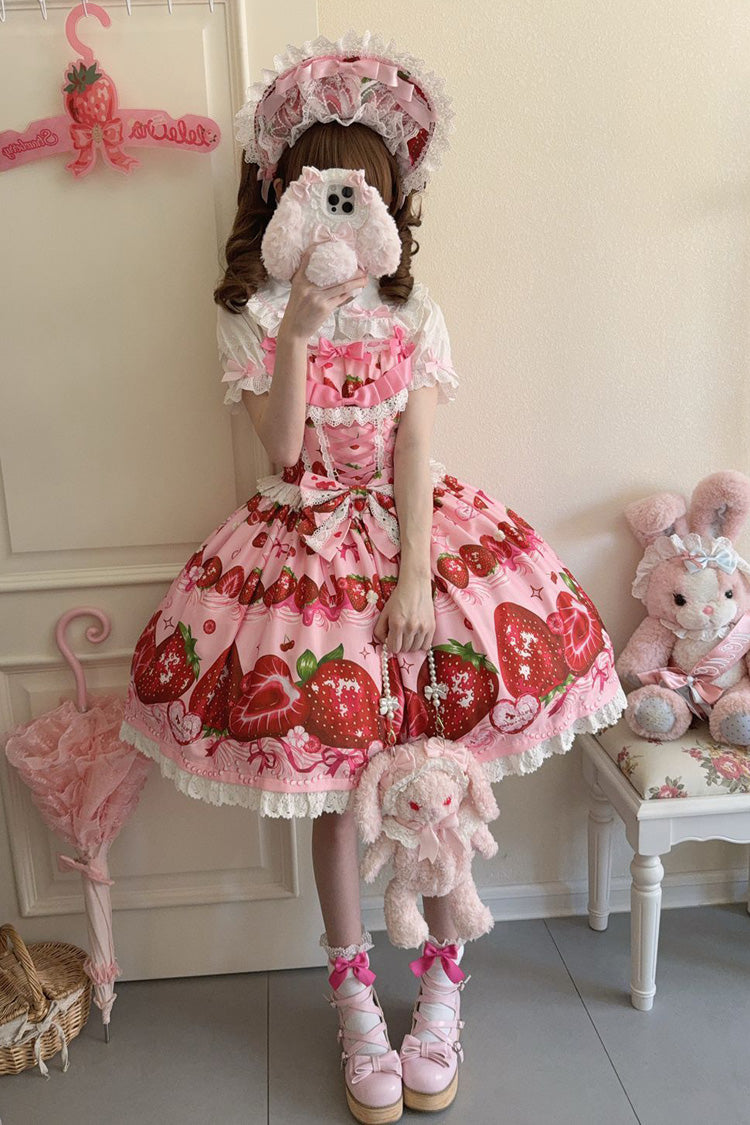 Finely Styled Dress with a Classic Vintage Look