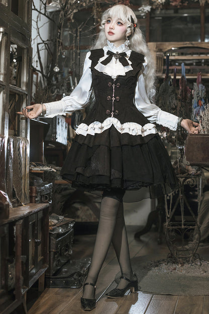 Effortlessly Elegant Garment with a Timeless Design