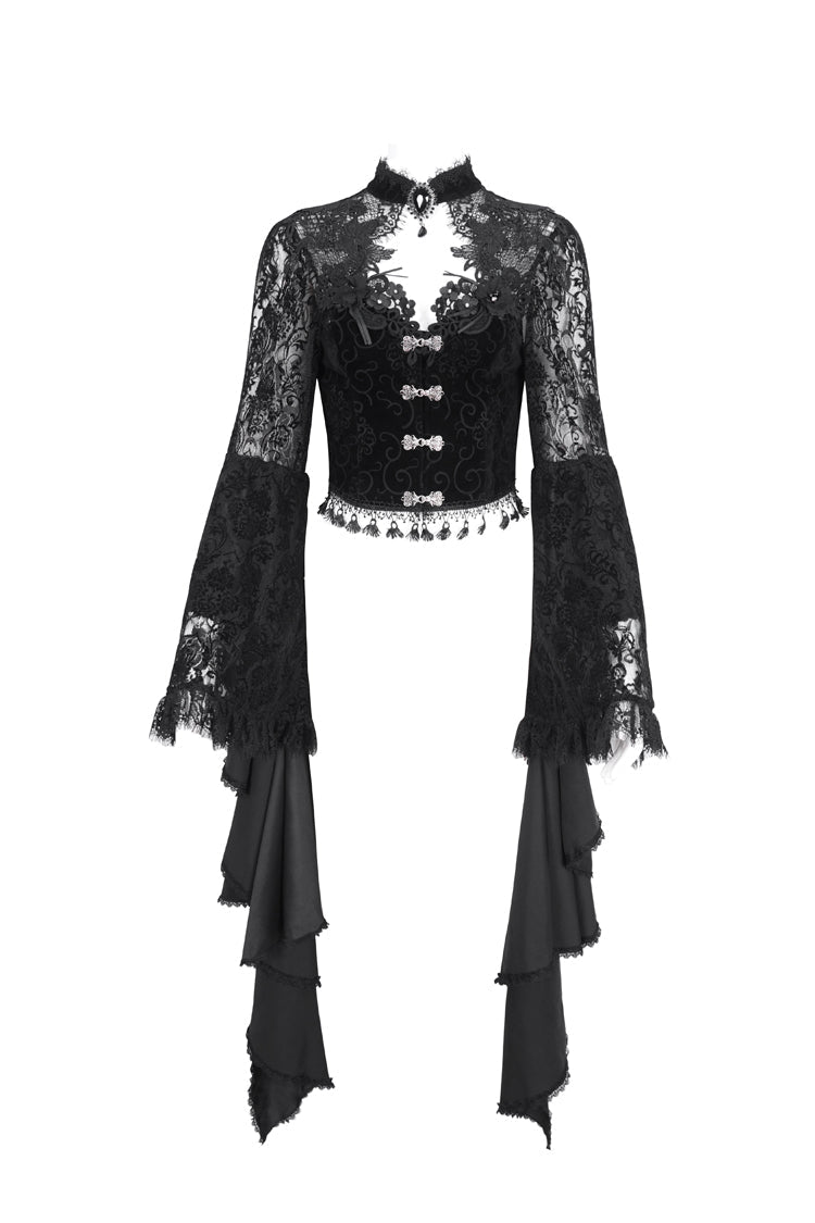 Finely Styled Blouse with a Classic Vintage Look