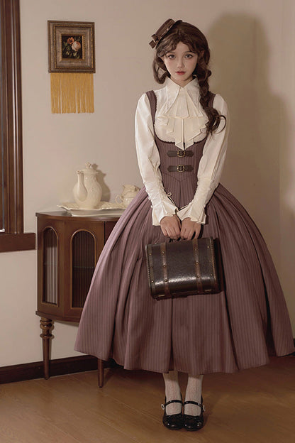 Subtly Elegant Dress with a Refined Vintage Look