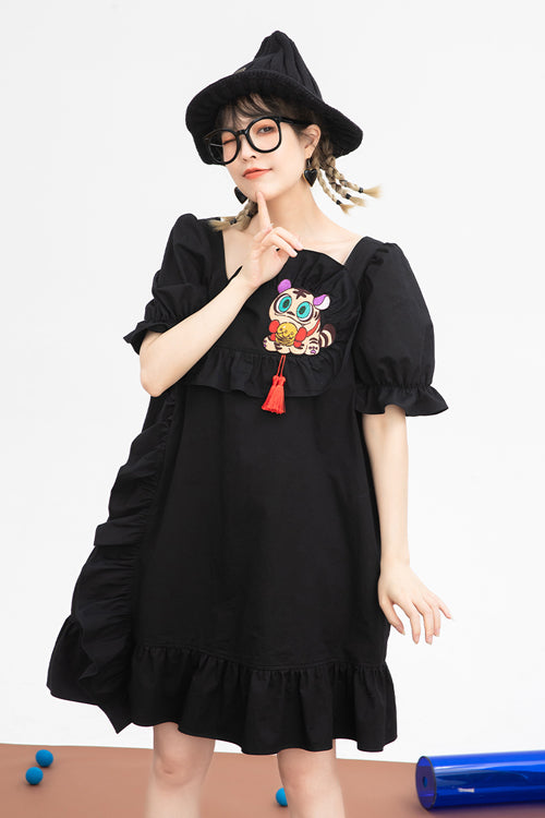Casually Elegant Dress with a Refined Edge