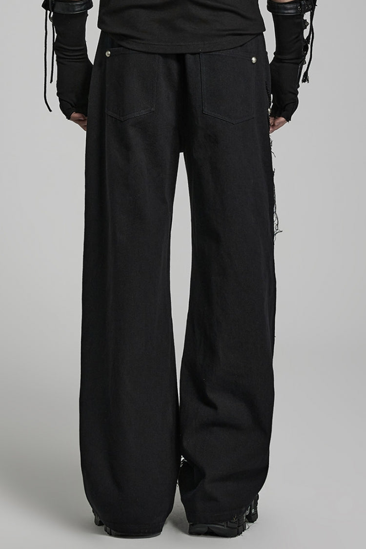 Effortlessly Elegant Pants with a Timeless Design