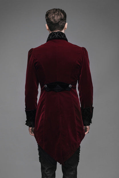 Beautifully Finished Coat in a Timeless Design