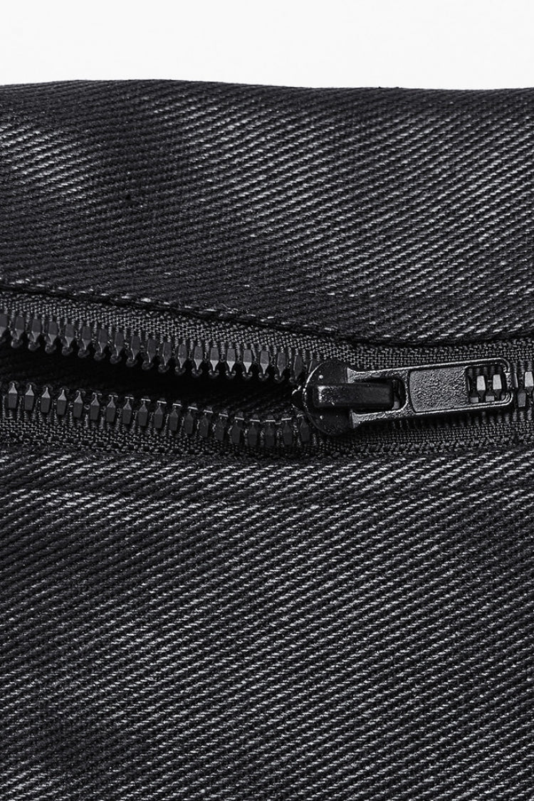 Beautifully Finished Garment in a Timeless Design