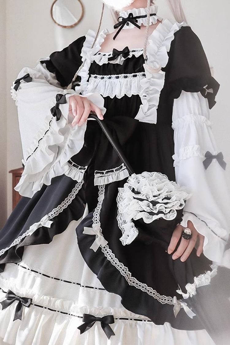 Thoughtfully Designed Cardigan in a Timeless Style