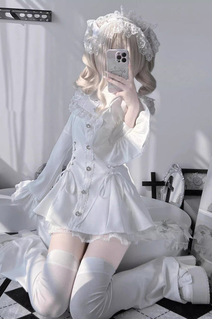 Effortlessly Elegant Dress with a Timeless Design