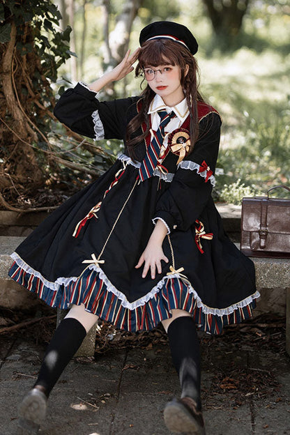 Classic Vintage Dress with a Flattering Fit