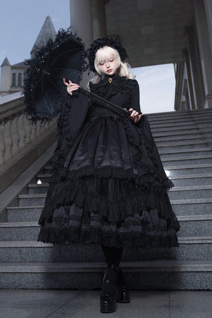 Effortlessly Elegant Garment with a Timeless Design