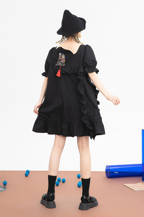 Casually Elegant Dress with a Refined Edge