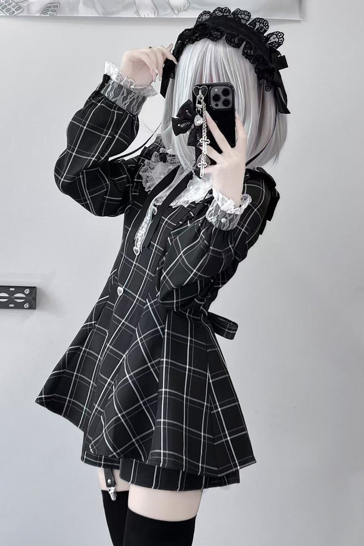 Casually Elegant Dress with a Refined Edge