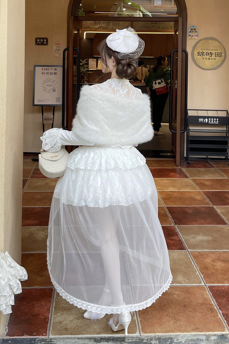 Effortlessly Elegant Garment with a Timeless Design
