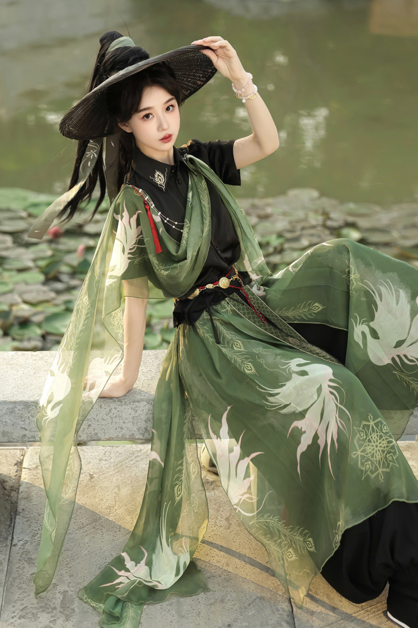Neverless Island Chinese-style Top + Balloon Pants