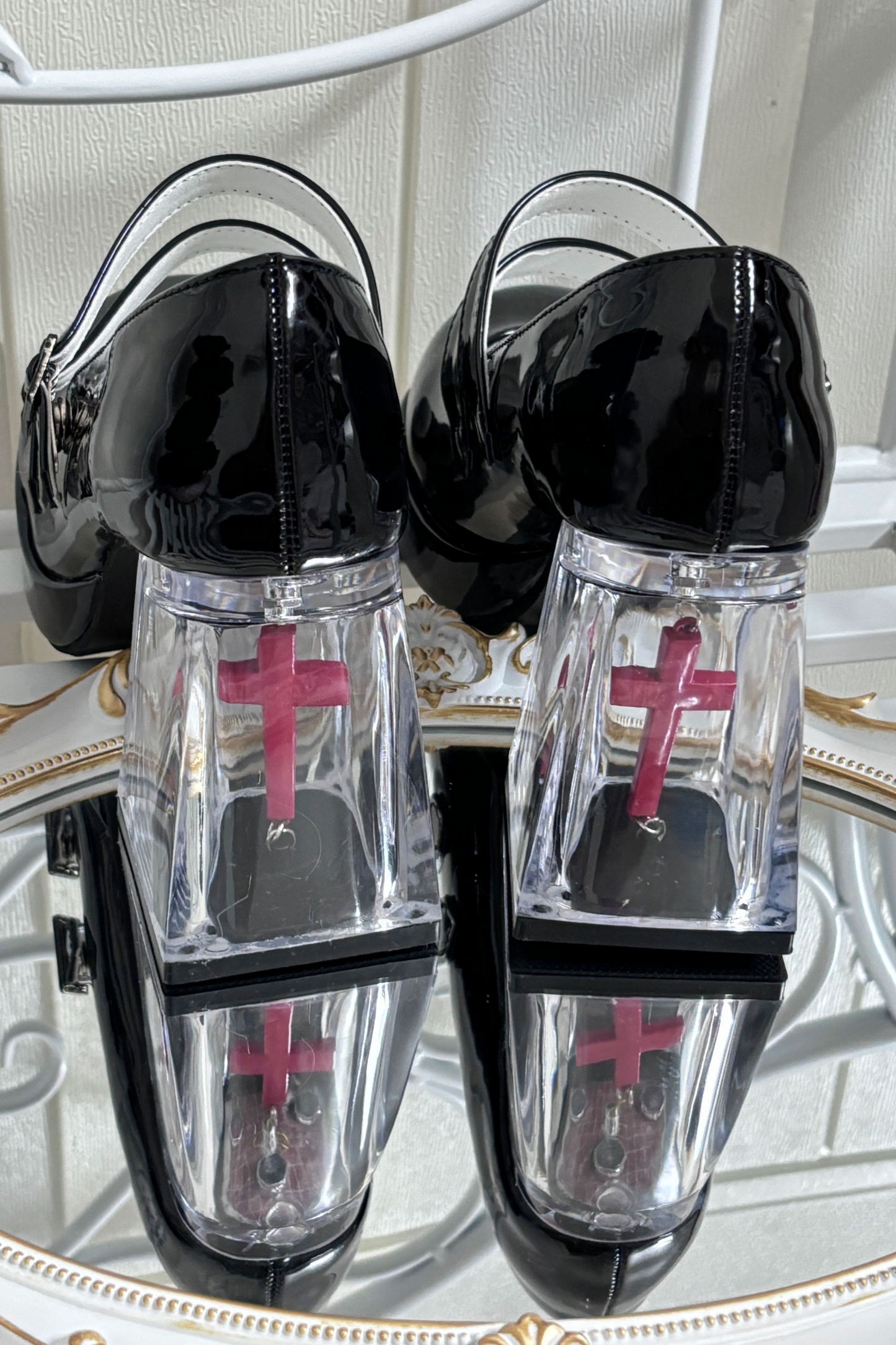 [pre-order] Cross Aria Gothic Lolita Clear Shoes