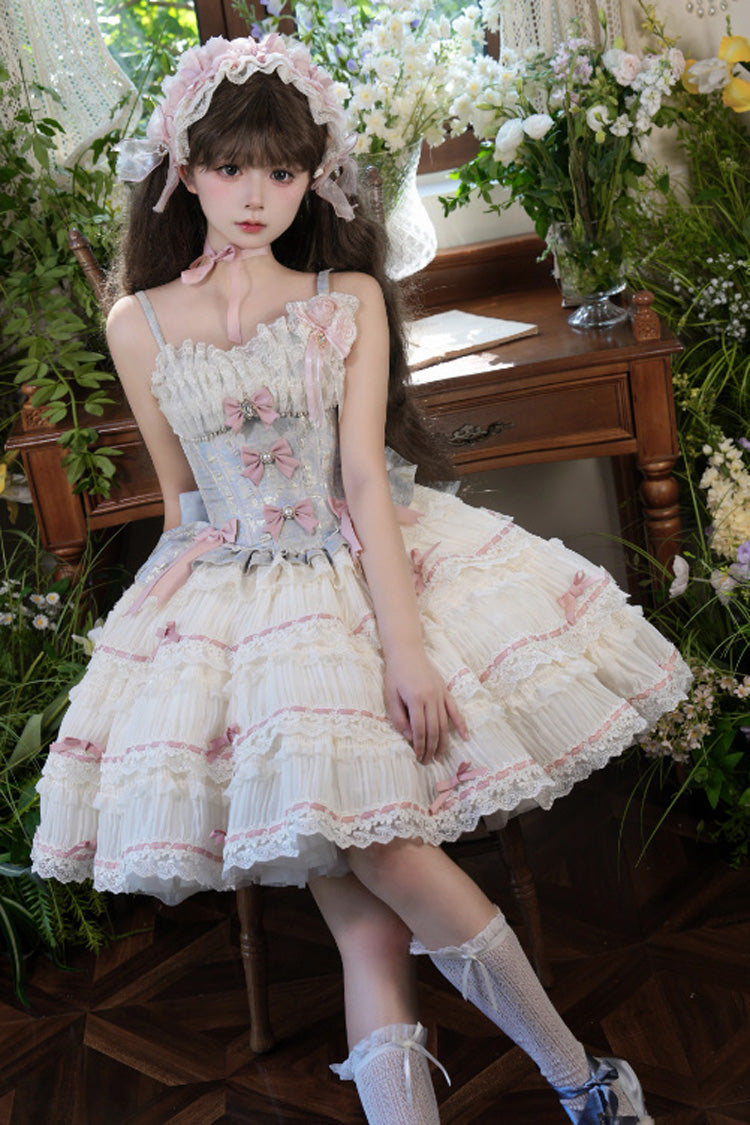 Subtly Elegant Dress with a Refined Vintage Look