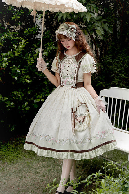 Subtly Elegant Dress with a Refined Vintage Look