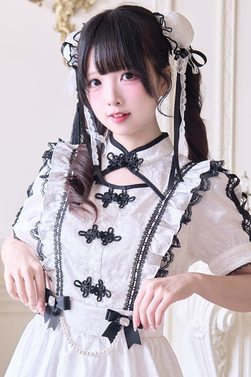 Sweet Chinese-style Set + Pair of Bun Hairpins