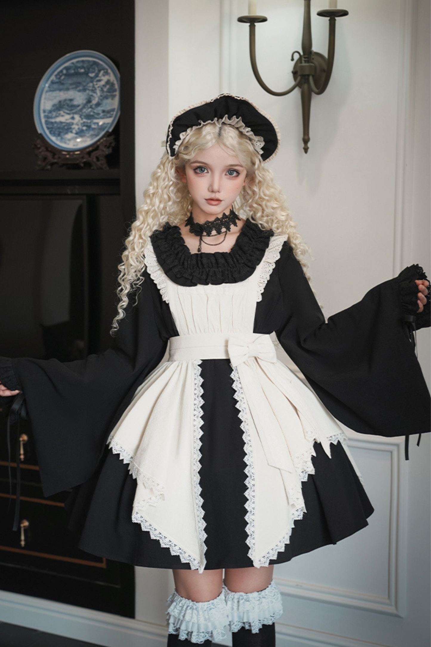 [pre-order] Gothic Doll Lolita Dress + Lolita Apron