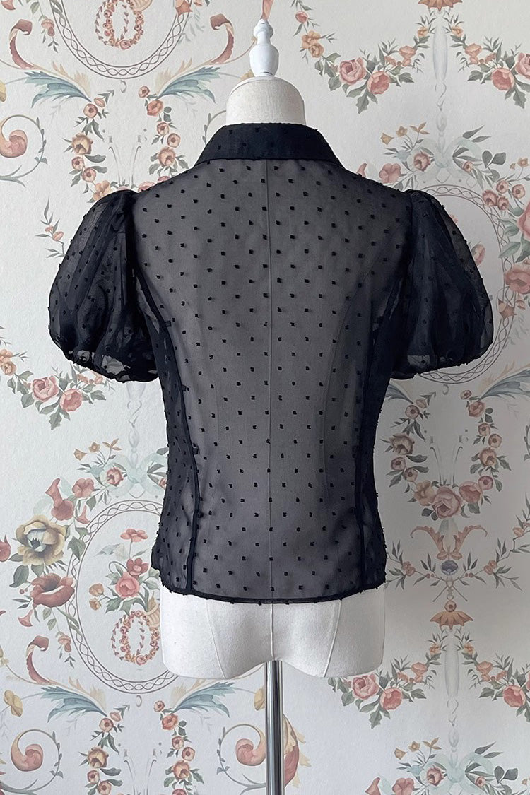 Finely Styled Blouse with a Classic Vintage Look