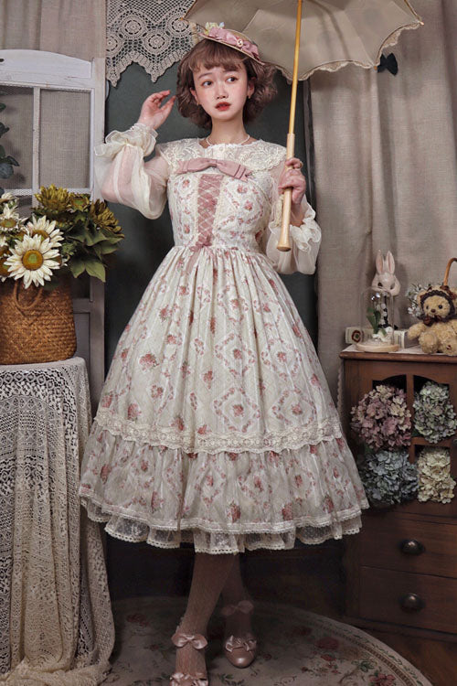 Subtly Elegant Dress with a Refined Vintage Look