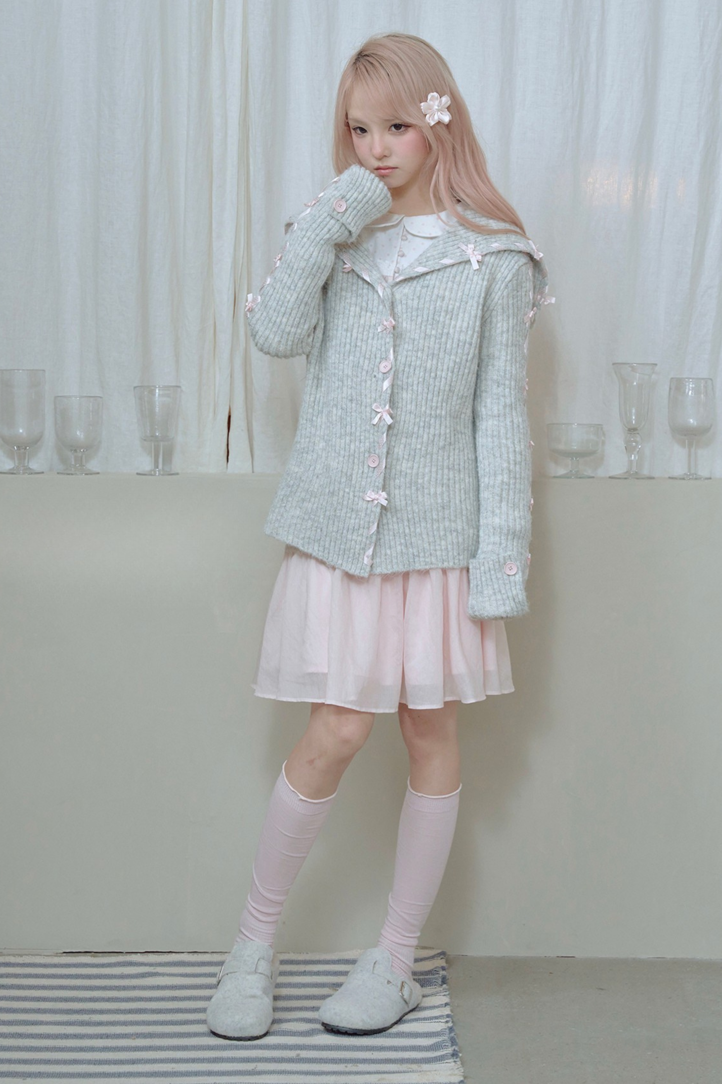 Lace-up Line Ribbon Knit Cardigan