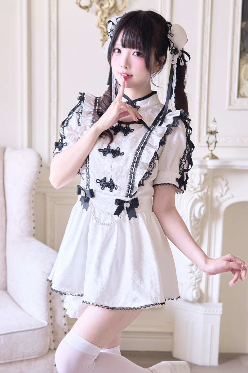 Sweet Chinese-style Set + Pair of Bun Hairpins