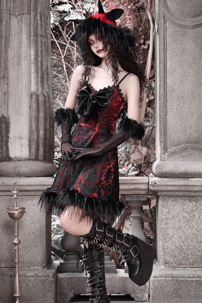 Carol Gothic Dark Wind Sheep Fur Hat