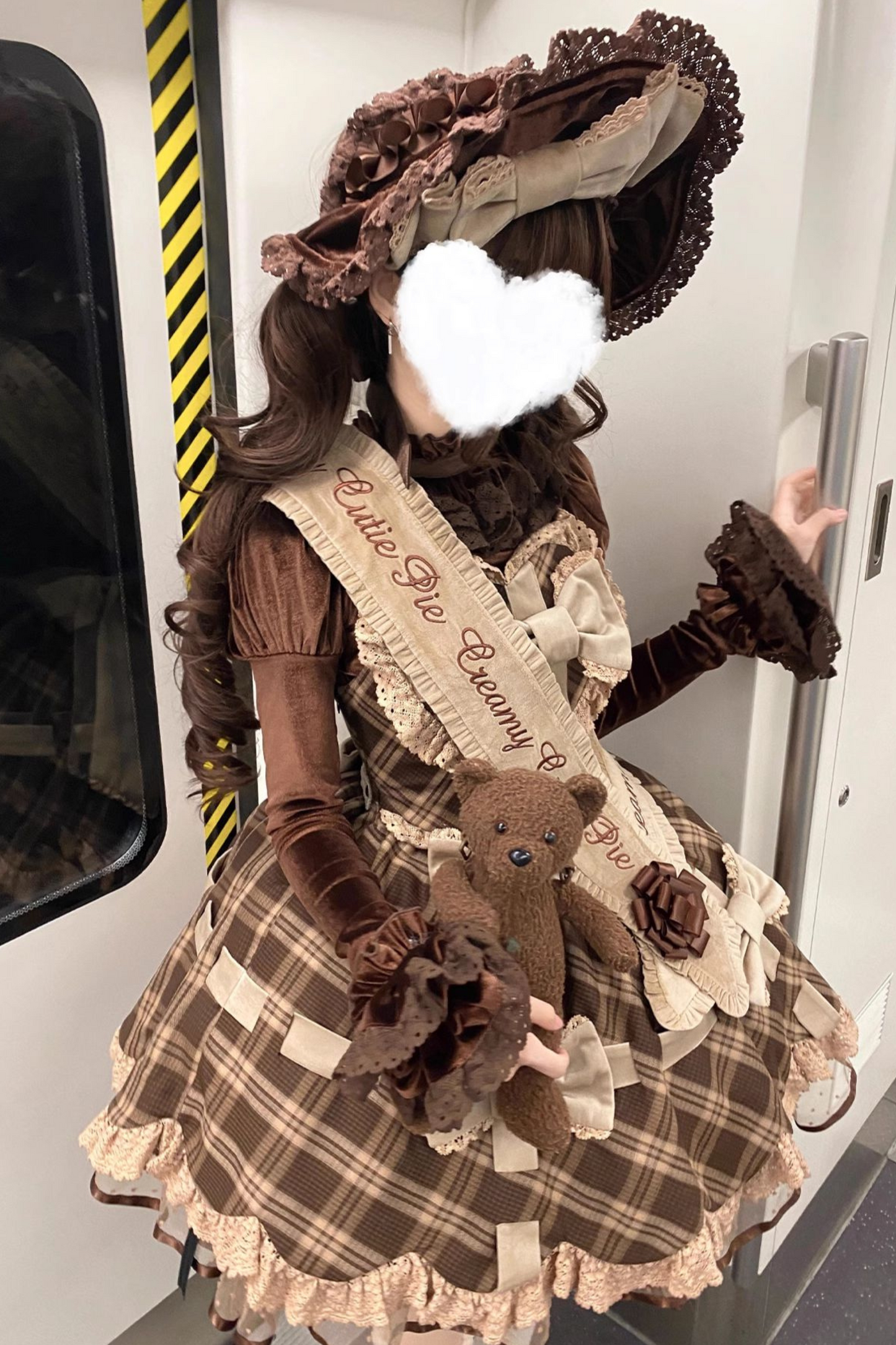 Sweetheart Lolita Suspender Skirt + Ruffle Neck Blouse + Petticoat