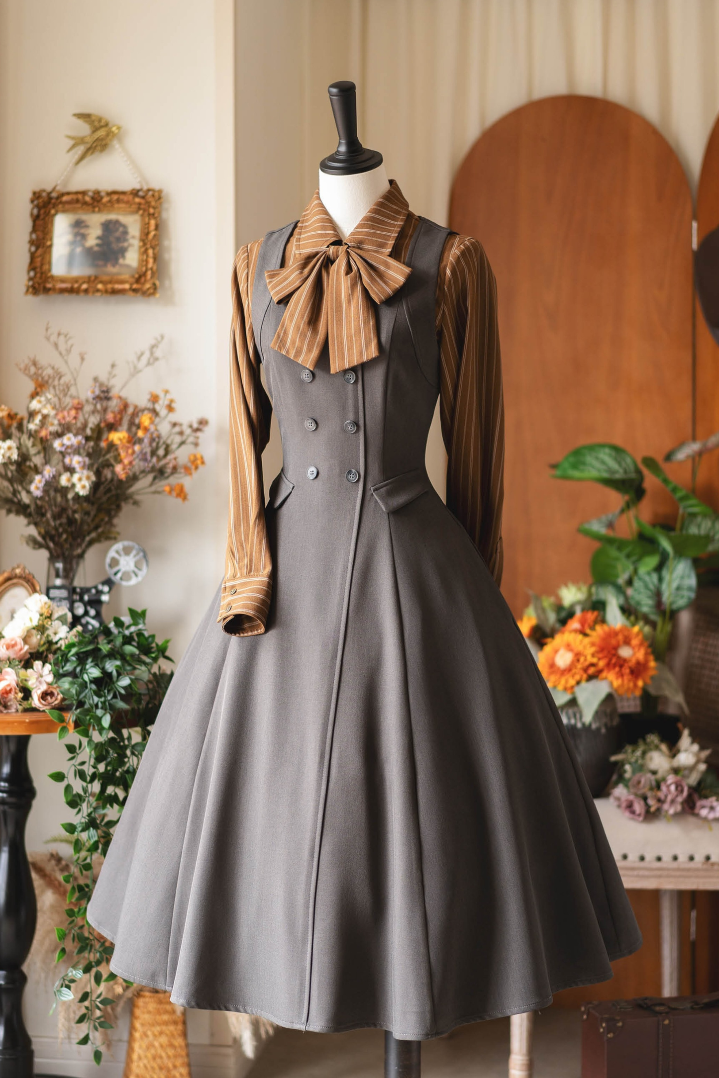 British Style Retro Sleeveless Dress