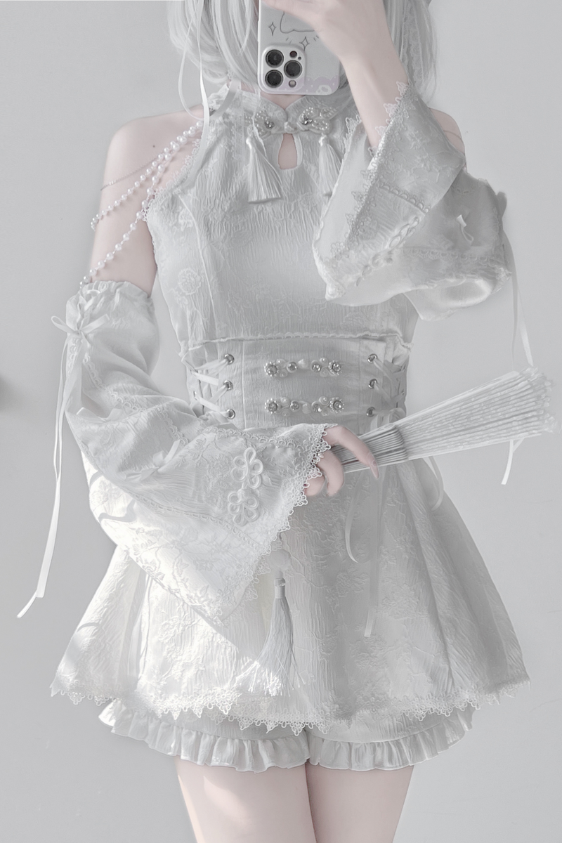 [reserved Item] Mine China Stand Top + Ruffle Pants + Accessories