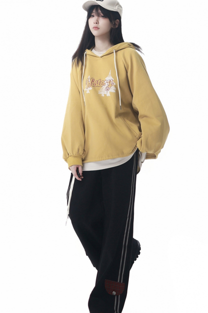 Creamy Jacket + T-shirt + Hooded Sweatshirt + Sweatpants