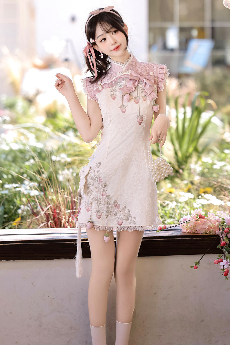Strawberry Sweet Chinese-style Sleeveless Dress