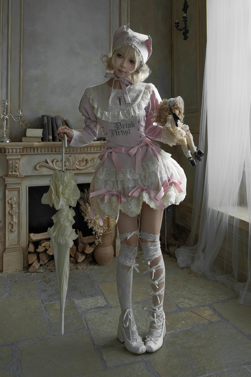 Drawstring Gothic Sweet Tops + Tiered Skirt