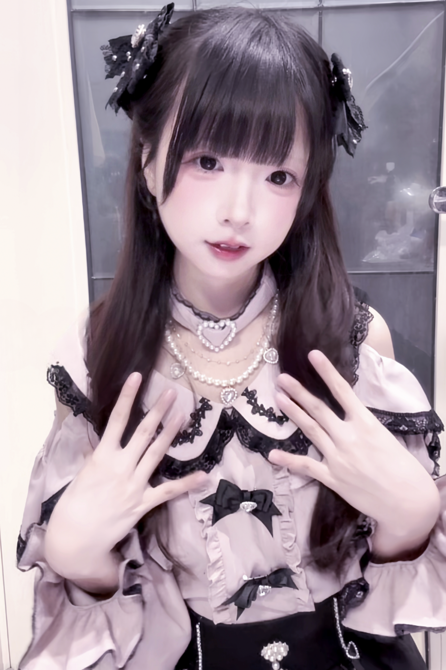[pre-order] Jirai Sweet Girly Love Top + Pearl Skirt