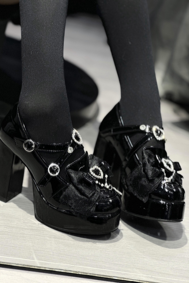 Stone Heart Ribbon Platform Shoes