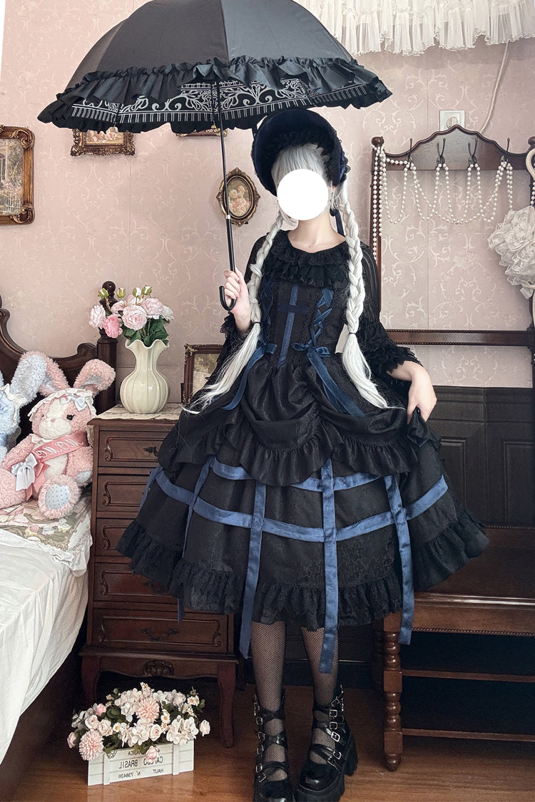 Subtly Elegant Dress with a Refined Vintage Look