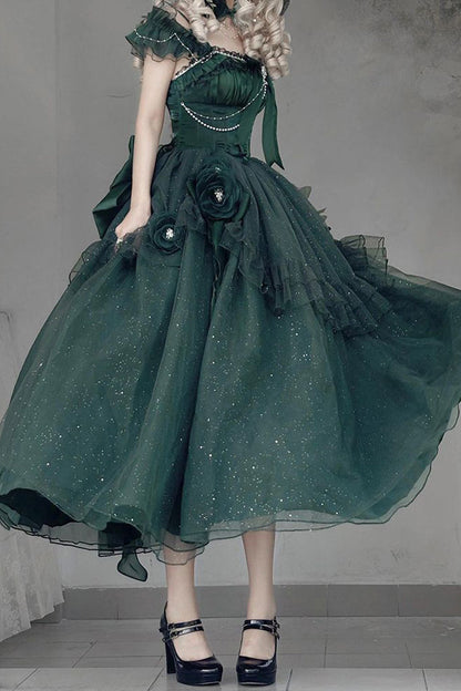 Beautifully Crafted Dress in a Classic Style