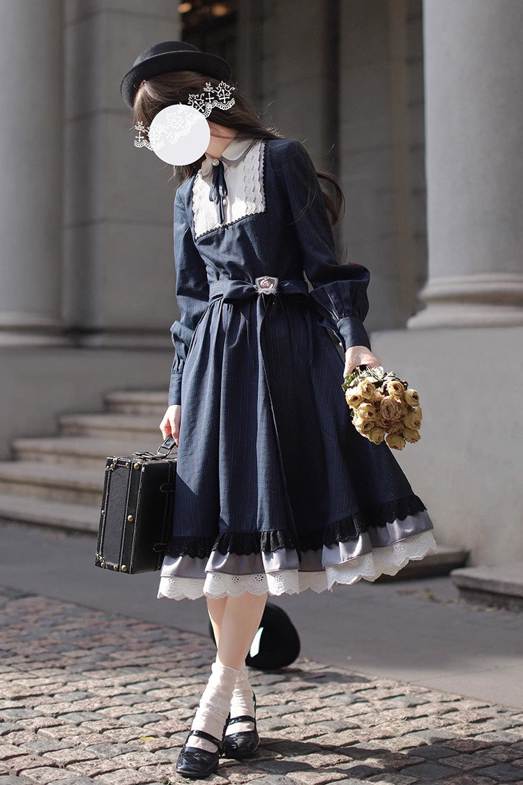 Sophisticated Dress with a Clean Classic Look