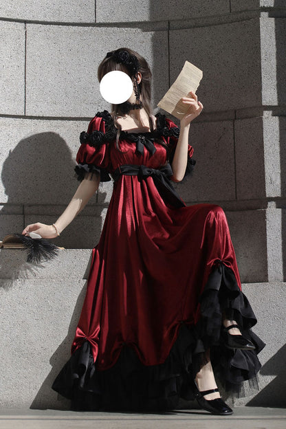 Classic Vintage Dress with a Flattering Fit