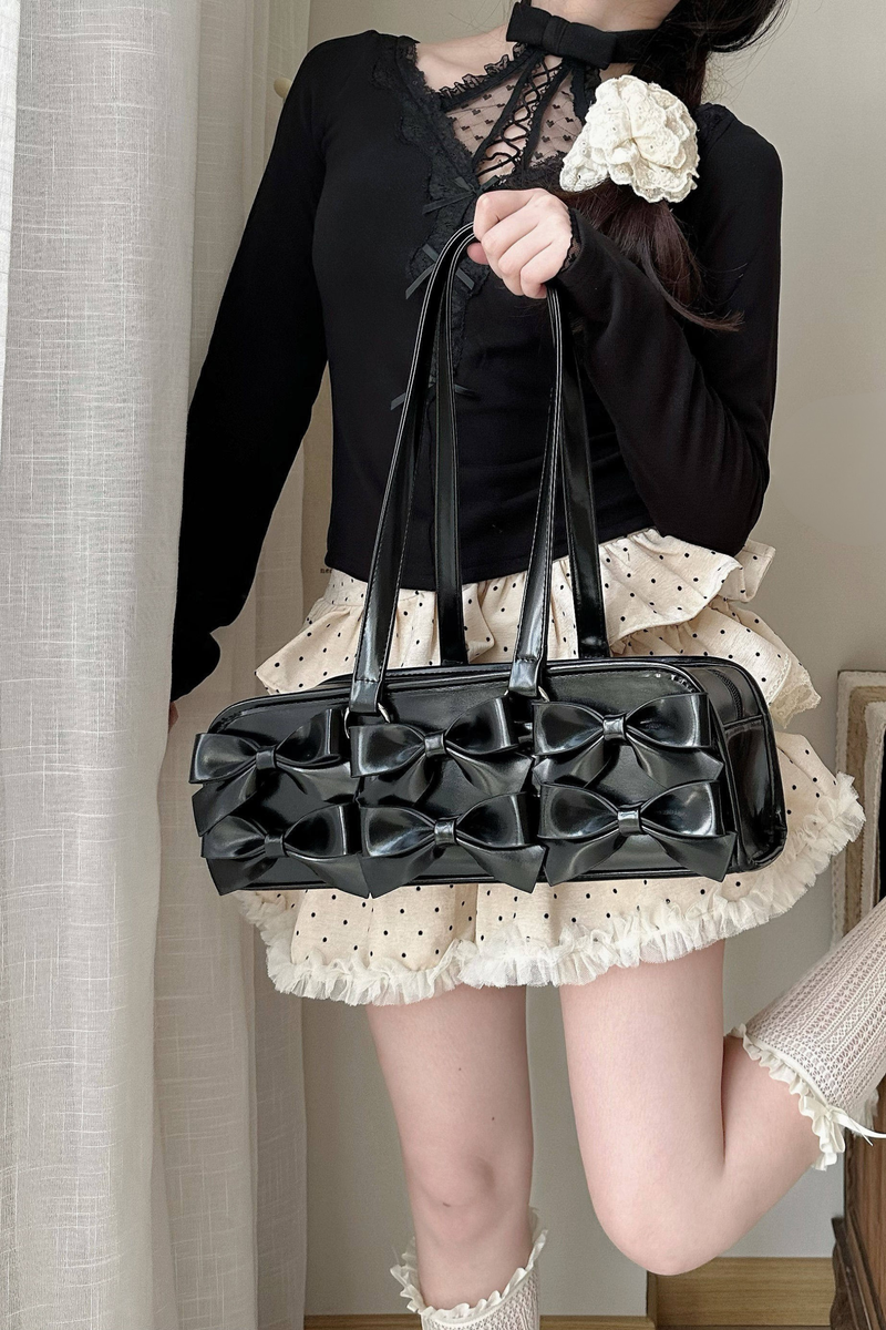Sweet Dream Ribbon Baguette Bag