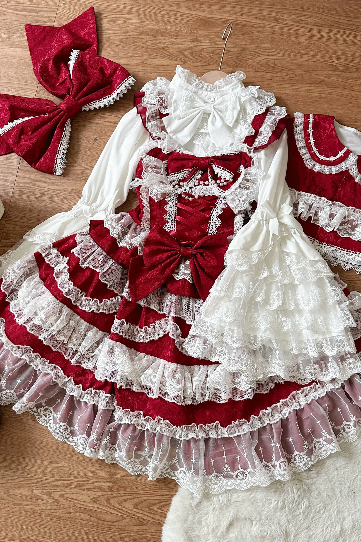 [pre-order] Heart Throbbing Lolita Dress + Ruffle Blouse