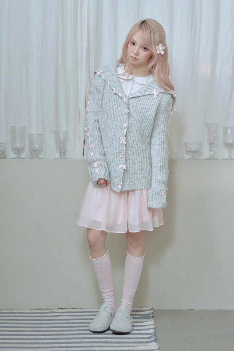 Lace-up Line Ribbon Knit Cardigan