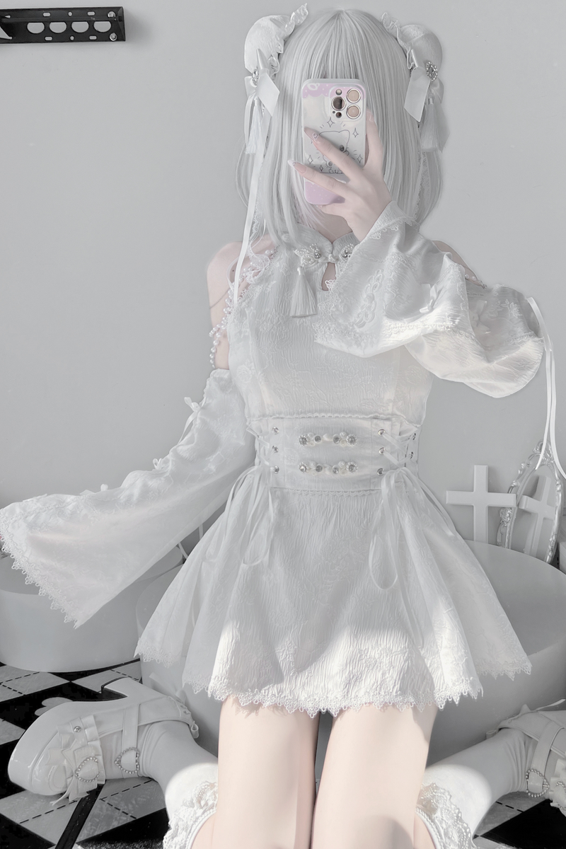 [reserved Item] Mine China Stand Top + Ruffle Pants + Accessories