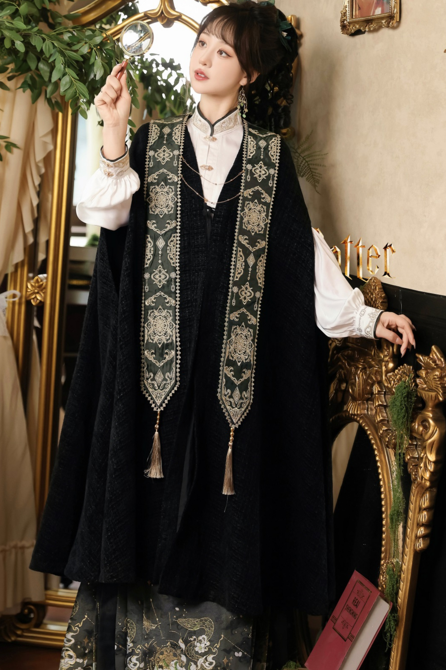 [pre-order] Dark Chinese-style Shirt + Cape + Skirt