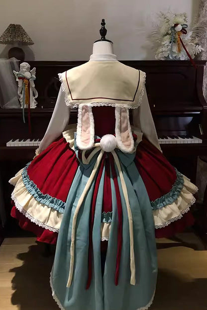 Beautifully Crafted Dress in a Classic Style