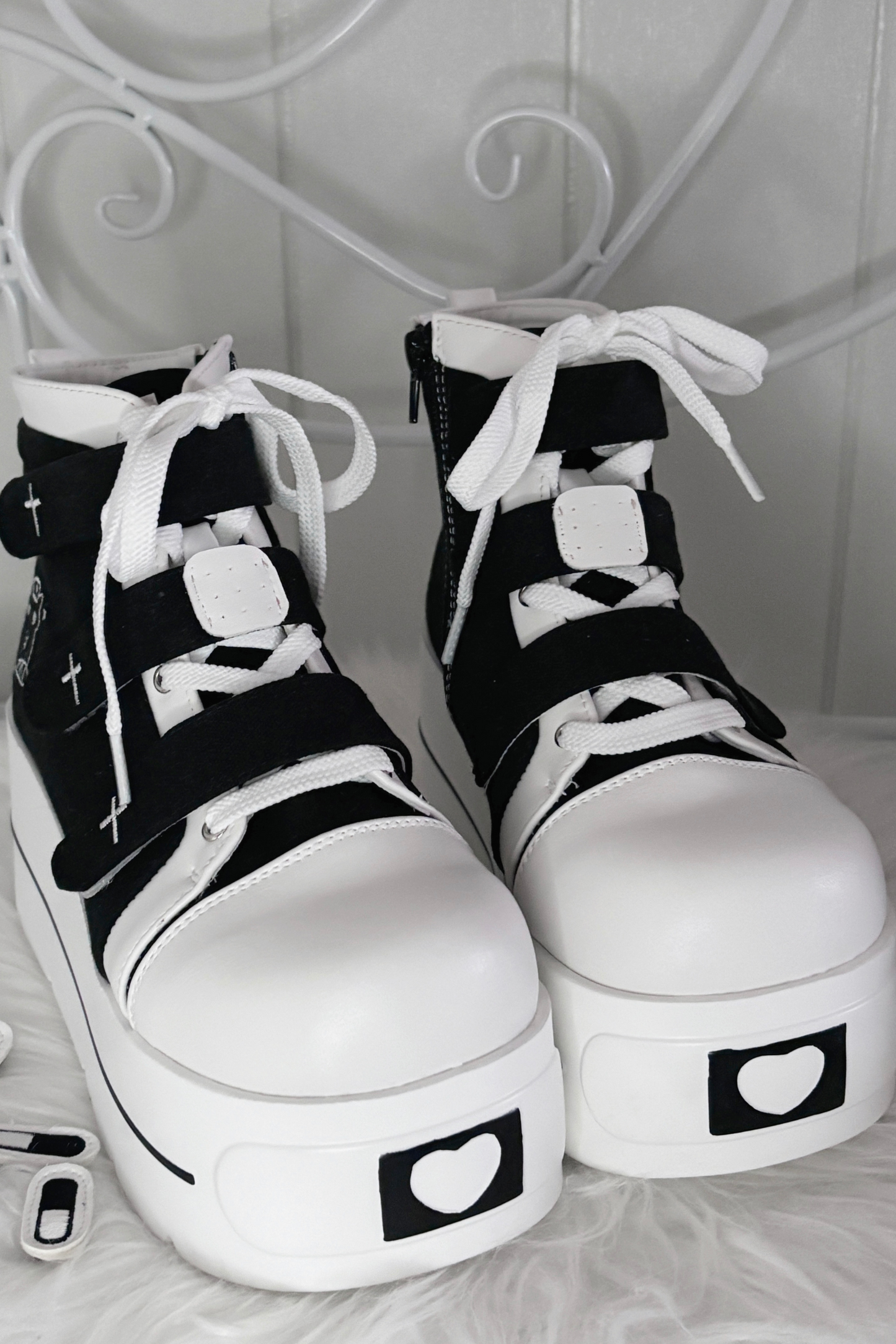 [pre-order] Subculture Round Toe Canvas Shoes
