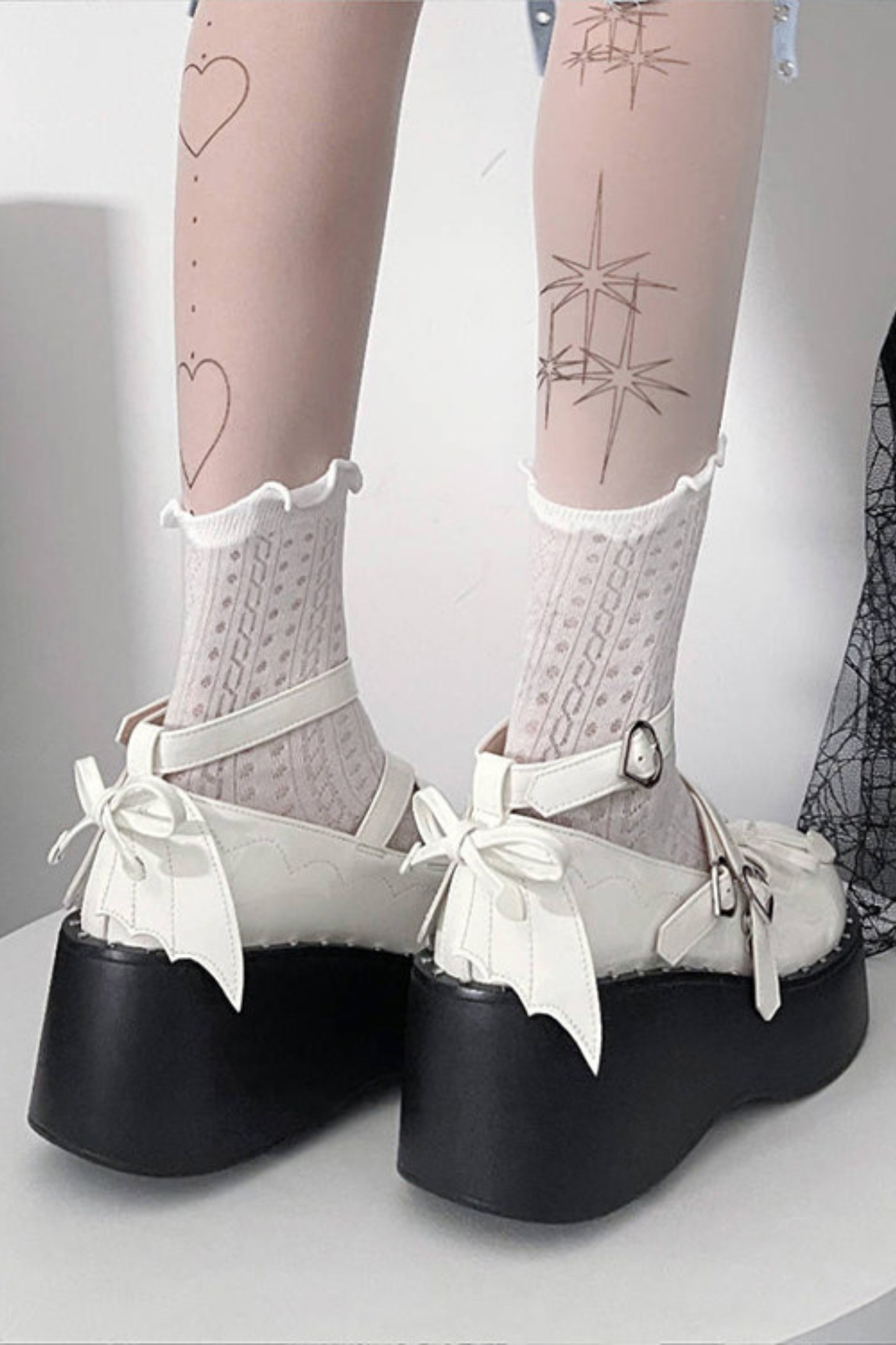 Super Ribbon Cross Shoes