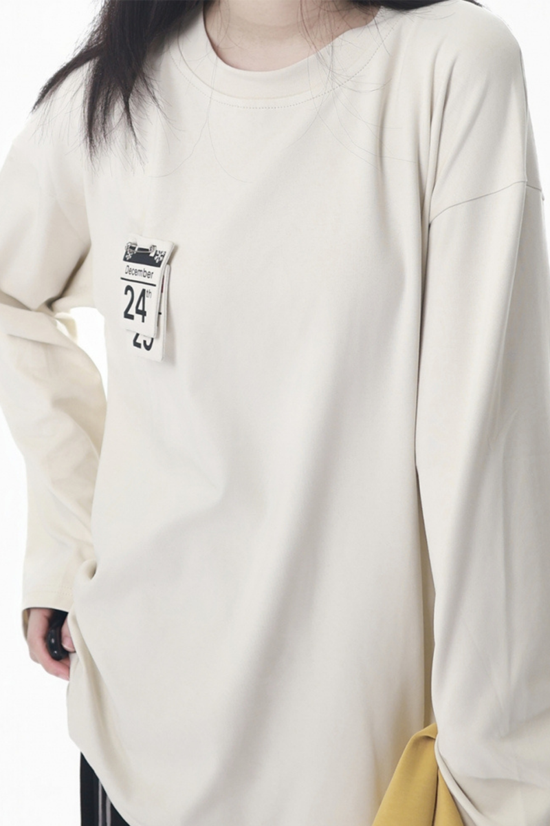 Creamy Jacket + T-shirt + Hooded Sweatshirt + Sweatpants